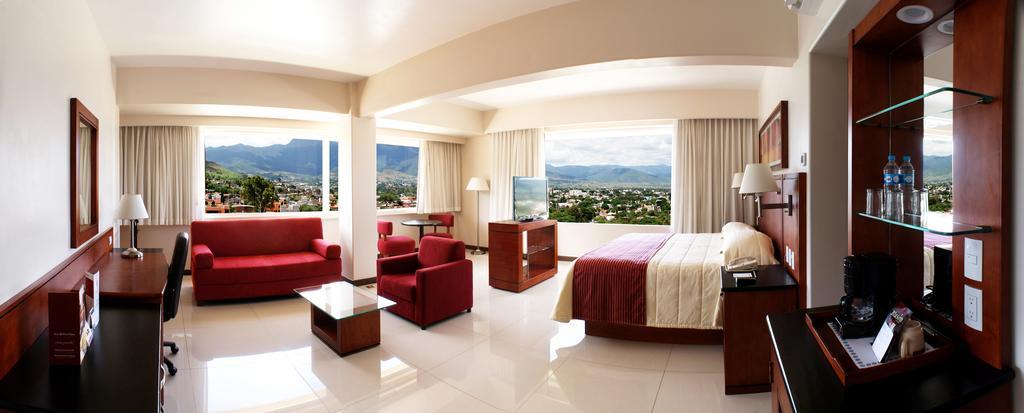 Hotel Fortin Plaza Oaxaca Exterior photo